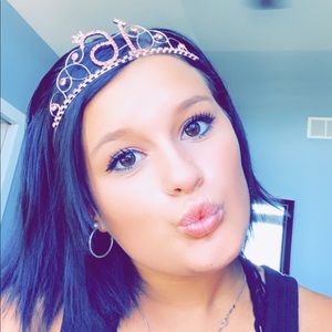 Meet your Posher, Madelyn